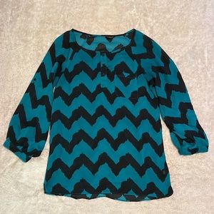 Massini Green and Black Chevron Stripe Shirt Long Sleeve Top Women’s Size Small